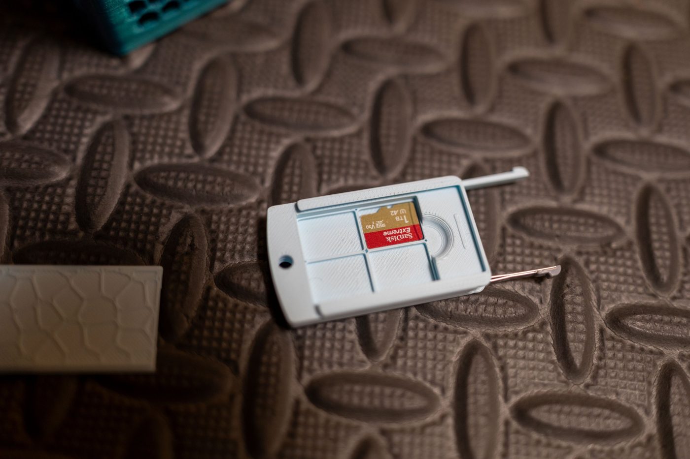 SD Card Keychain with NFC Chip photo 3